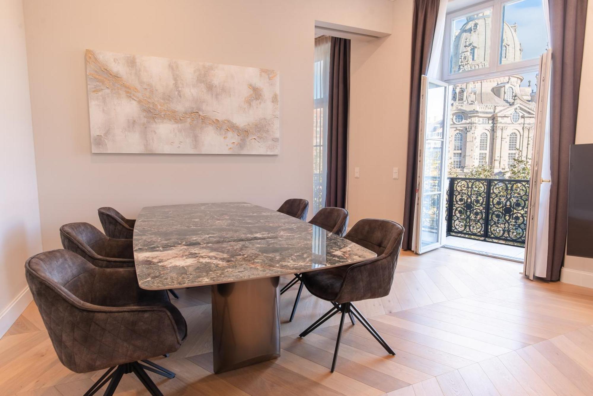 Luxury / 3-raum-suite An Der Frauenkirche / 4 Apartment *